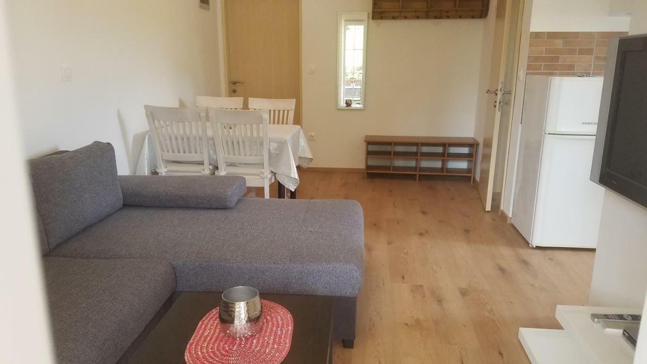 Apartmani Diana Medulin Eksteriør billede