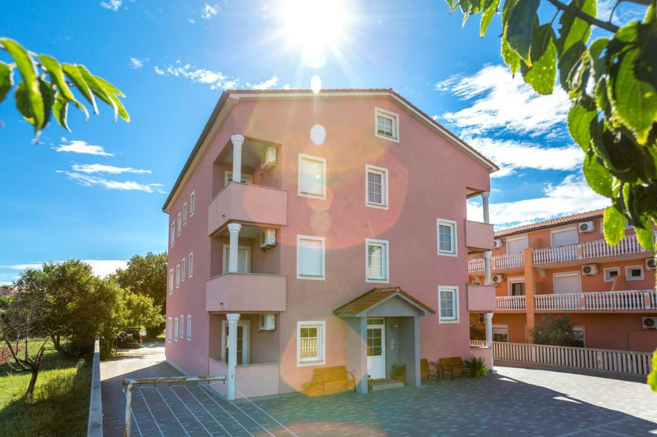 Apartmani Diana Medulin Eksteriør billede